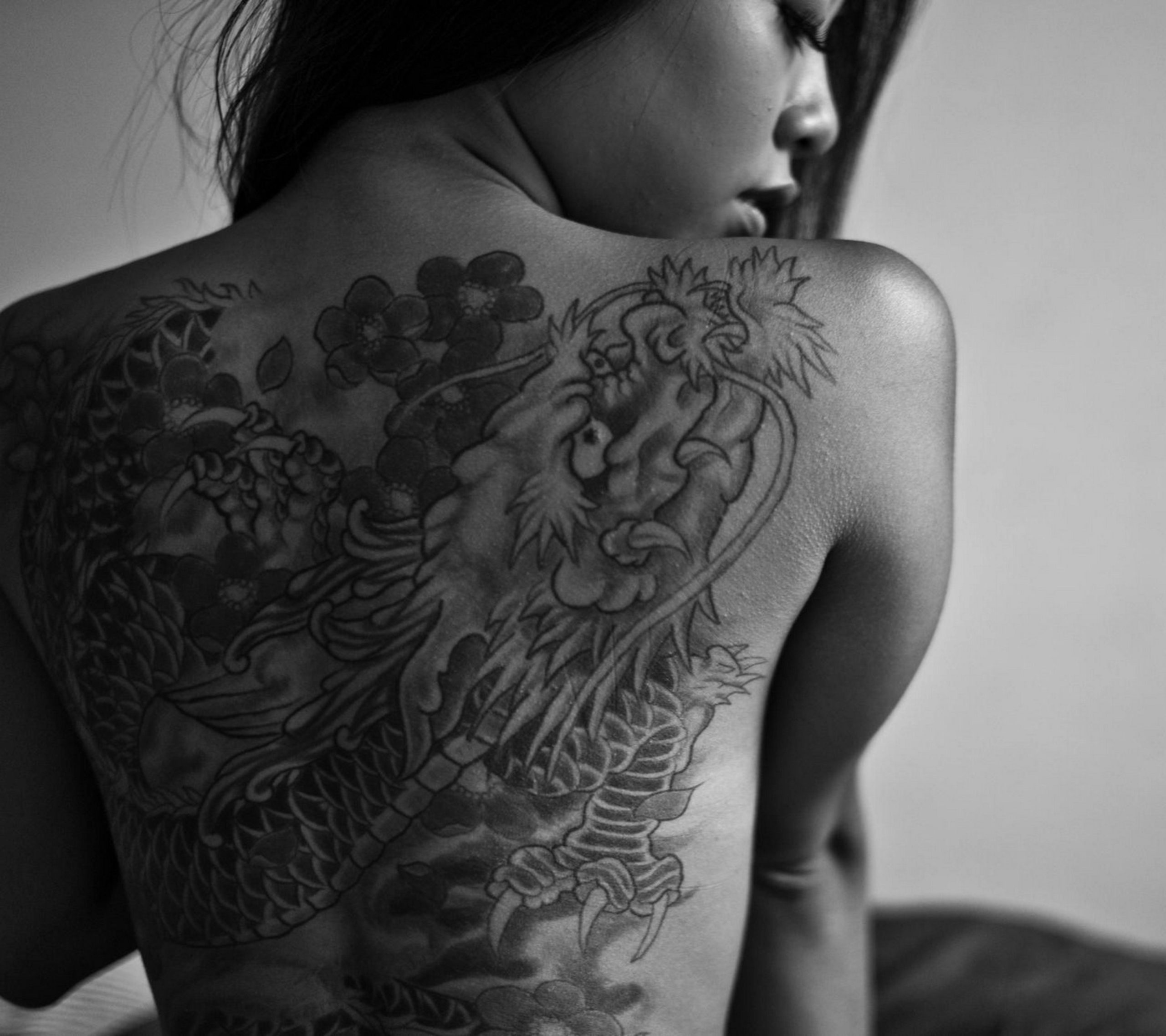 Dragon tatouage différents styles symbolique