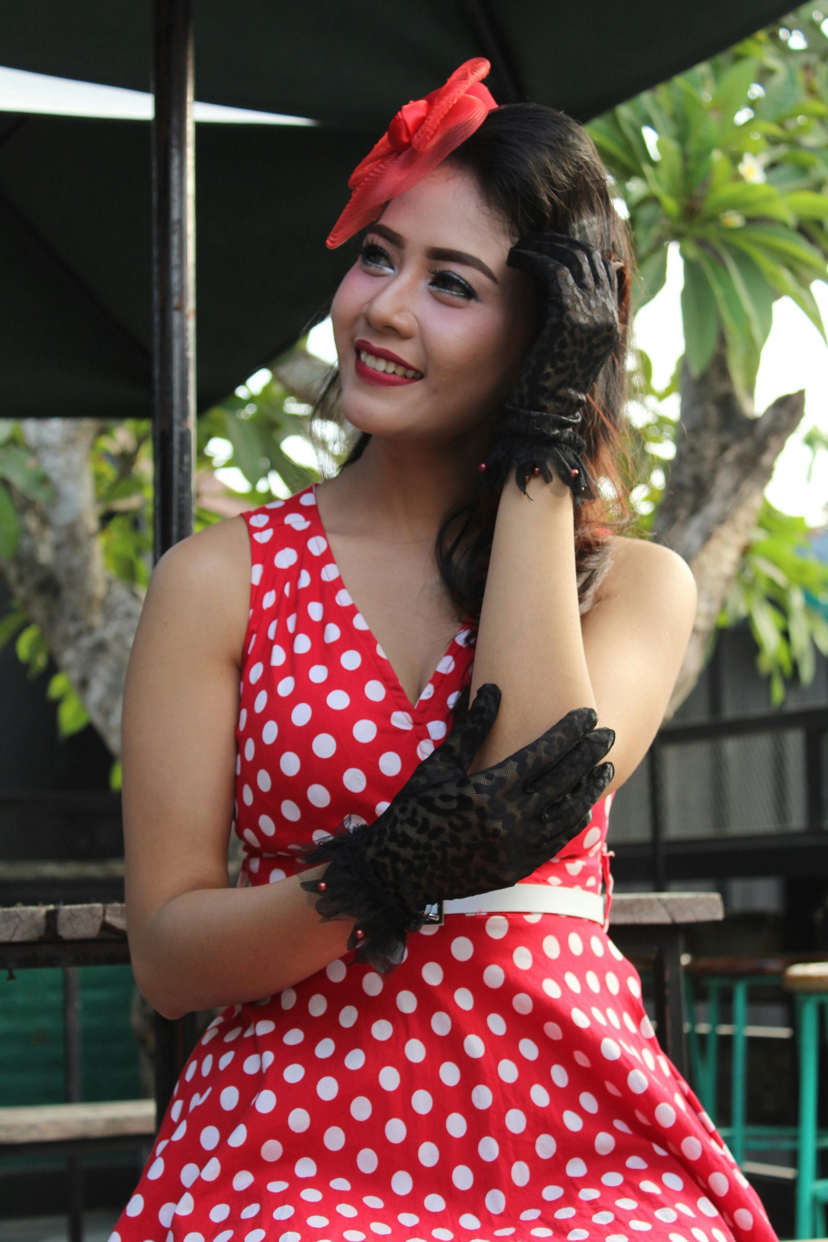 Style rétro 1950 femme élégant moderne